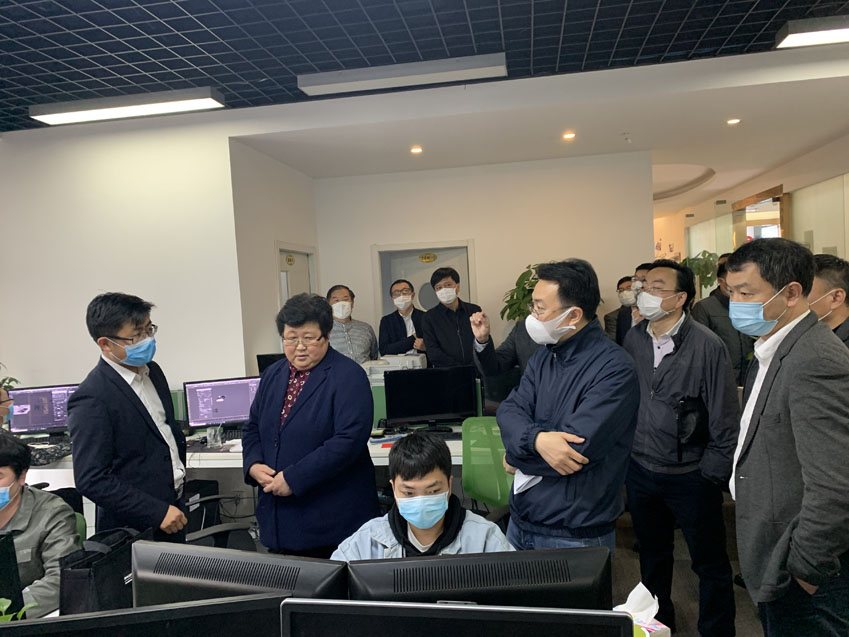寶山區(qū)區(qū)領導一行蒞臨邁維動漫調研企業(yè)復工復產情況(圖4)